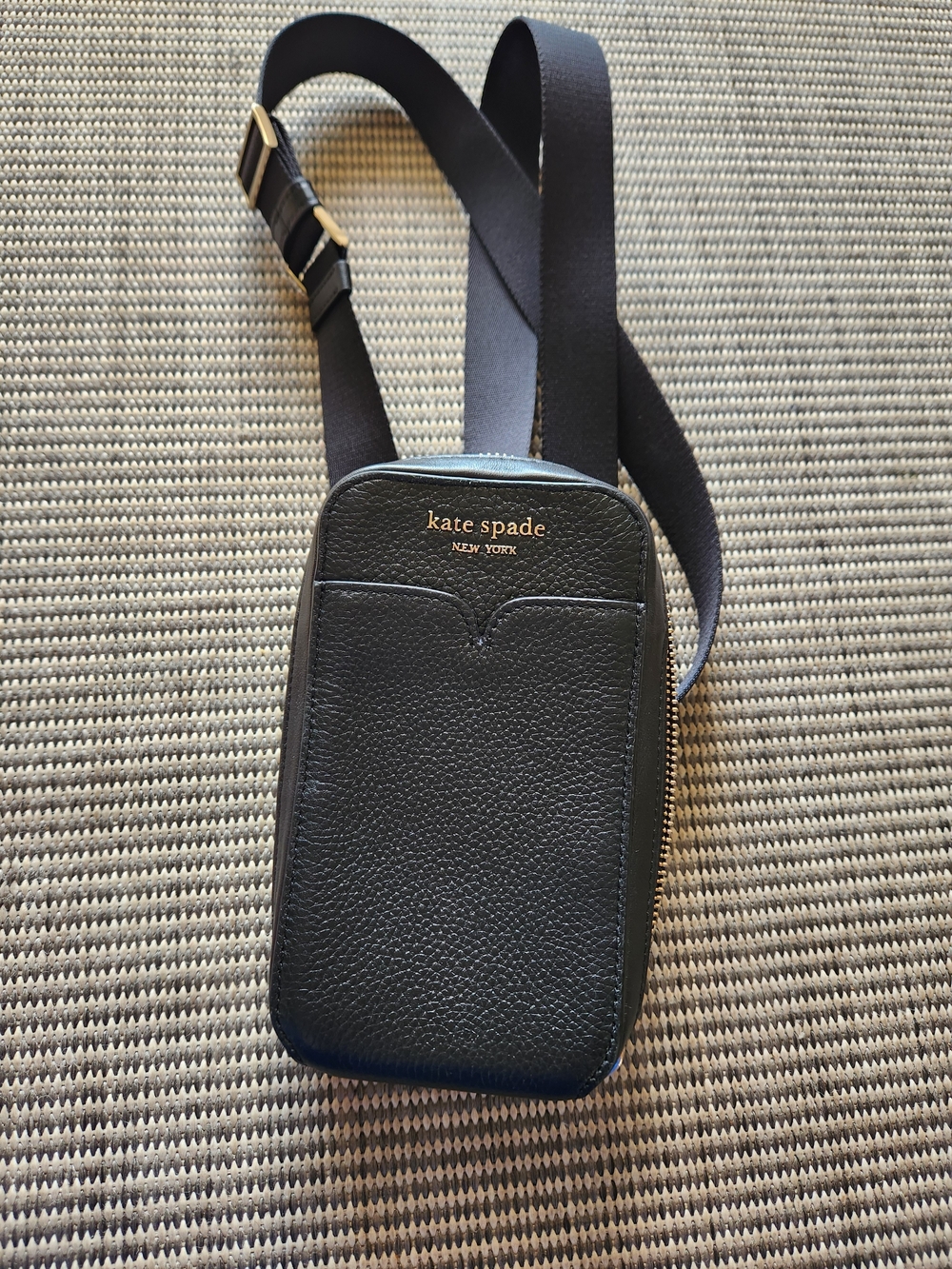 Kate Spade Black Pebbled Leather Phone Crossbody Sling Webbing Strap